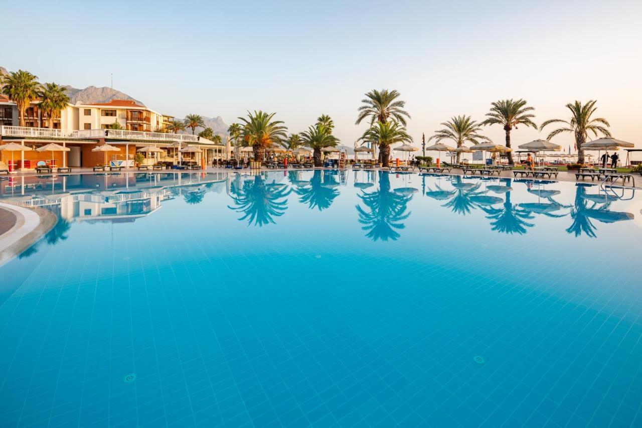 Aqi Hydros Club Hotel Kemer Exterior photo The resort's main pool