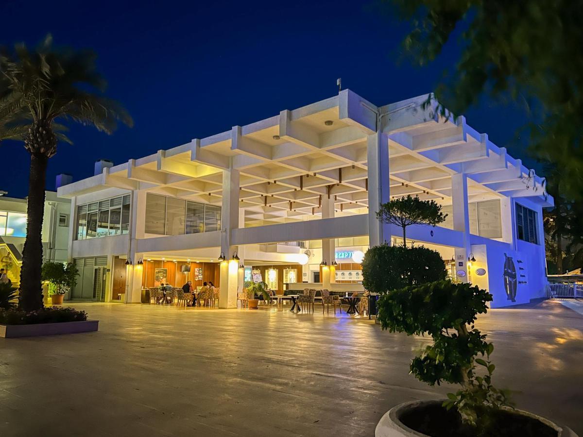 Aqi Hydros Club Hotel Kemer Exterior photo The main building of the resort