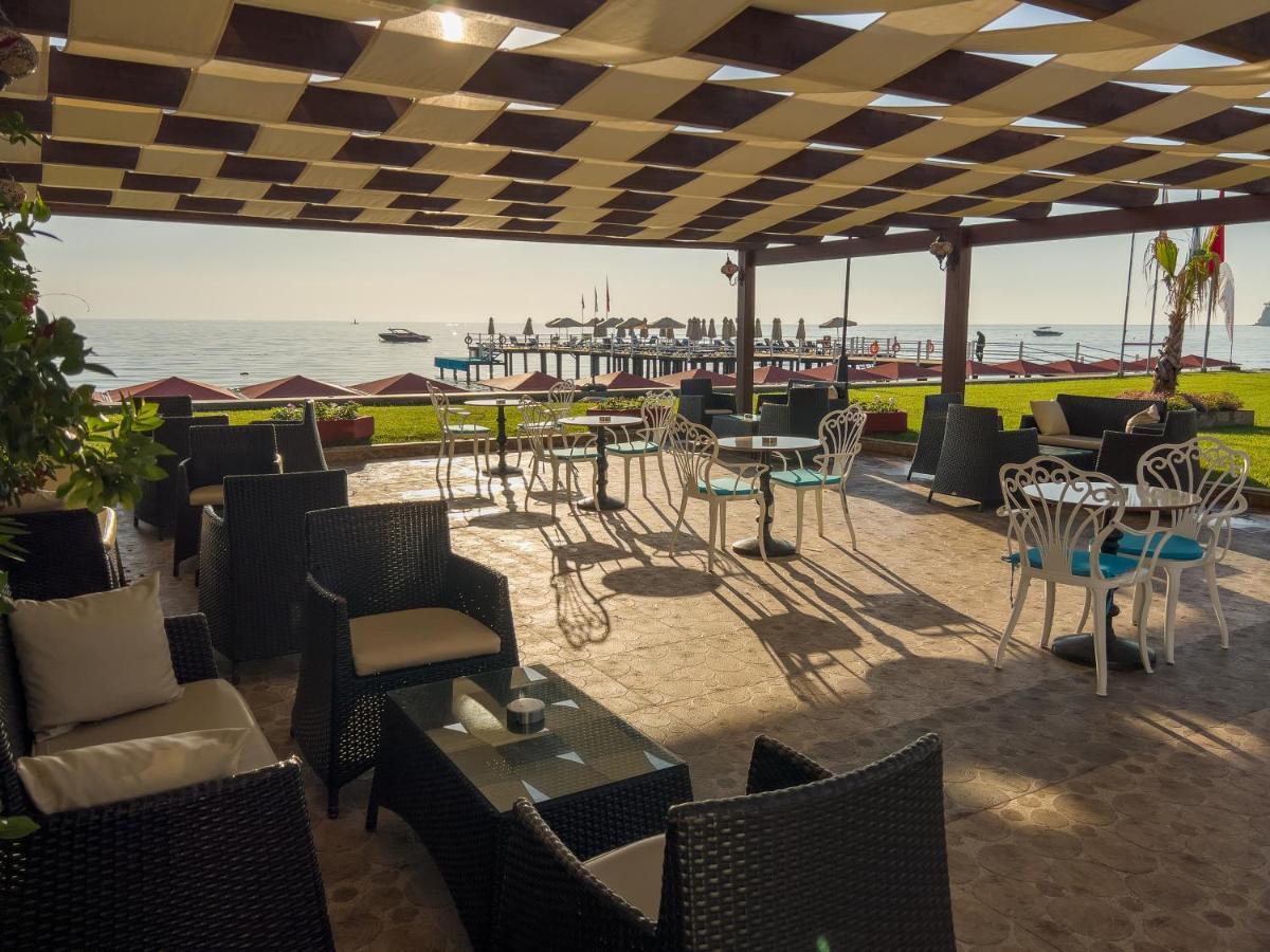 Aqi Hydros Club Hotel Kemer Exterior photo The restaurant at the hotel